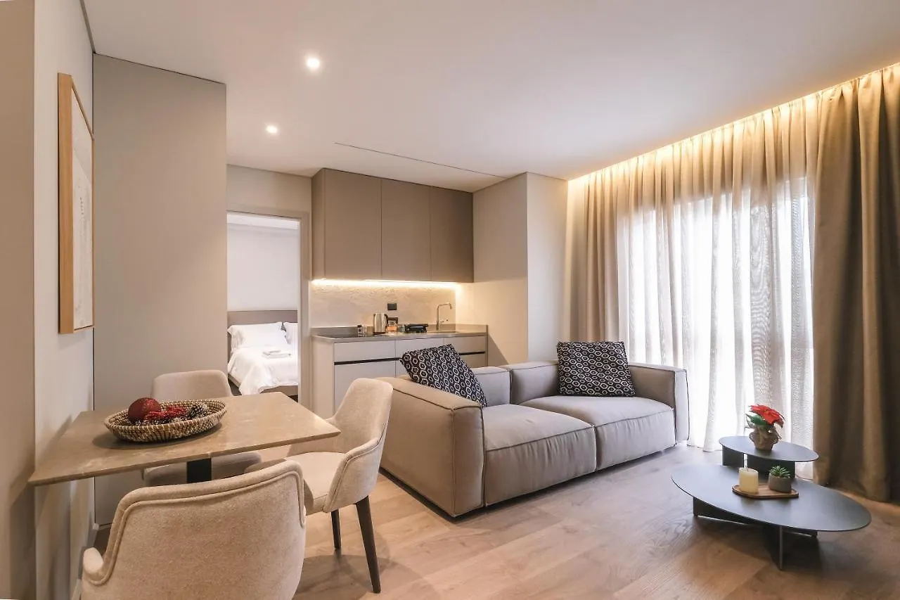 Two Steps Apartments 2 Tiran