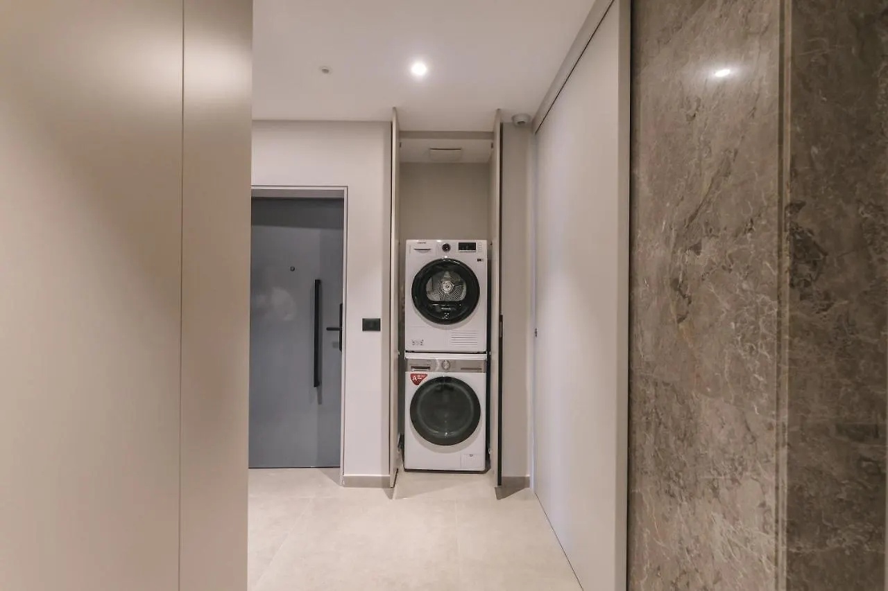 Two Steps Apartments 2 Tiran 0*,
